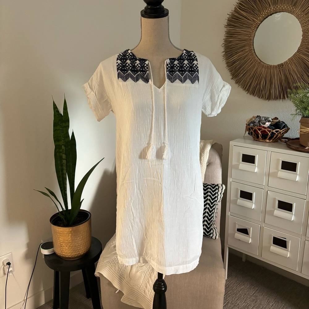 🪴$5/25🪴 Old Navy Linen Blend White Blue Embroidered Dress Coverup XS Petite